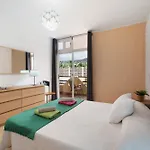 Apartmento Palace Playa Paraiso * أذيخي